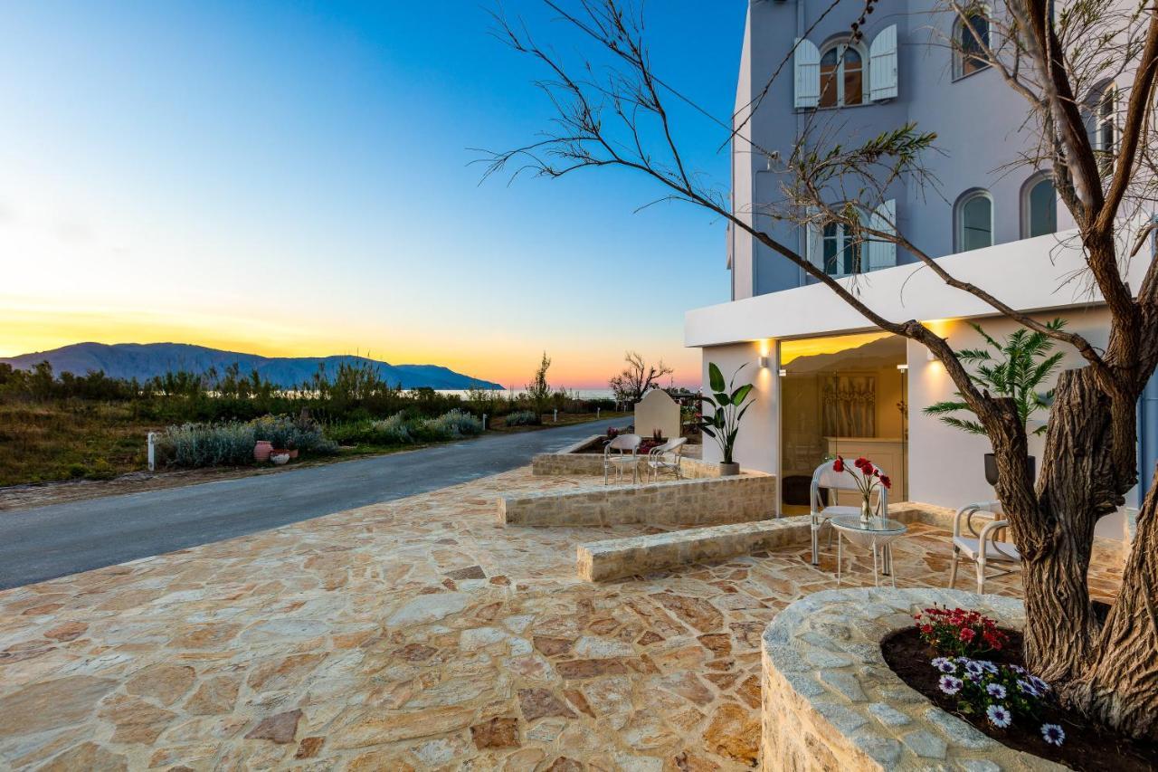 Pinelopi Beach Suites Georgioupoli Bagian luar foto